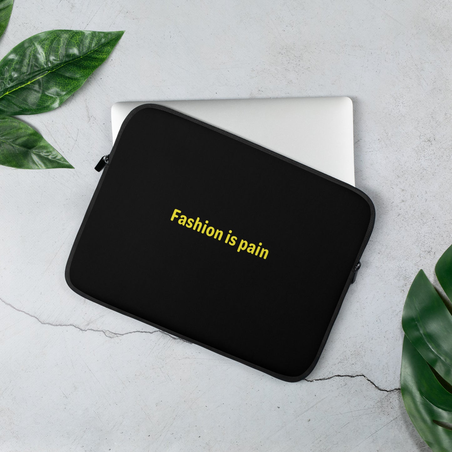 Fashion is pain - Yellow/Black - Laptop Sleeve